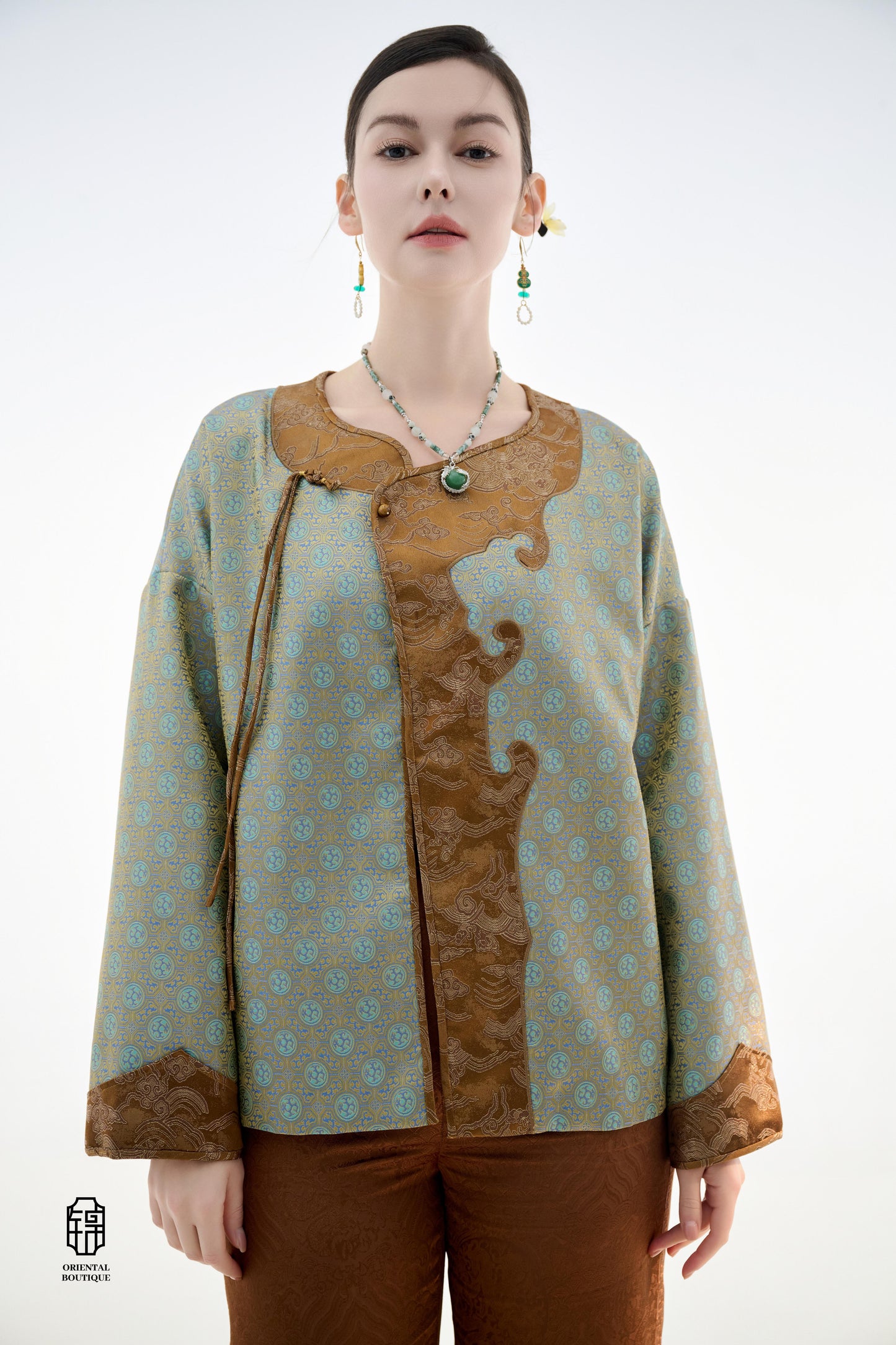 Emerald Cloud Earrings - ORIENTAL BOUTIQUE