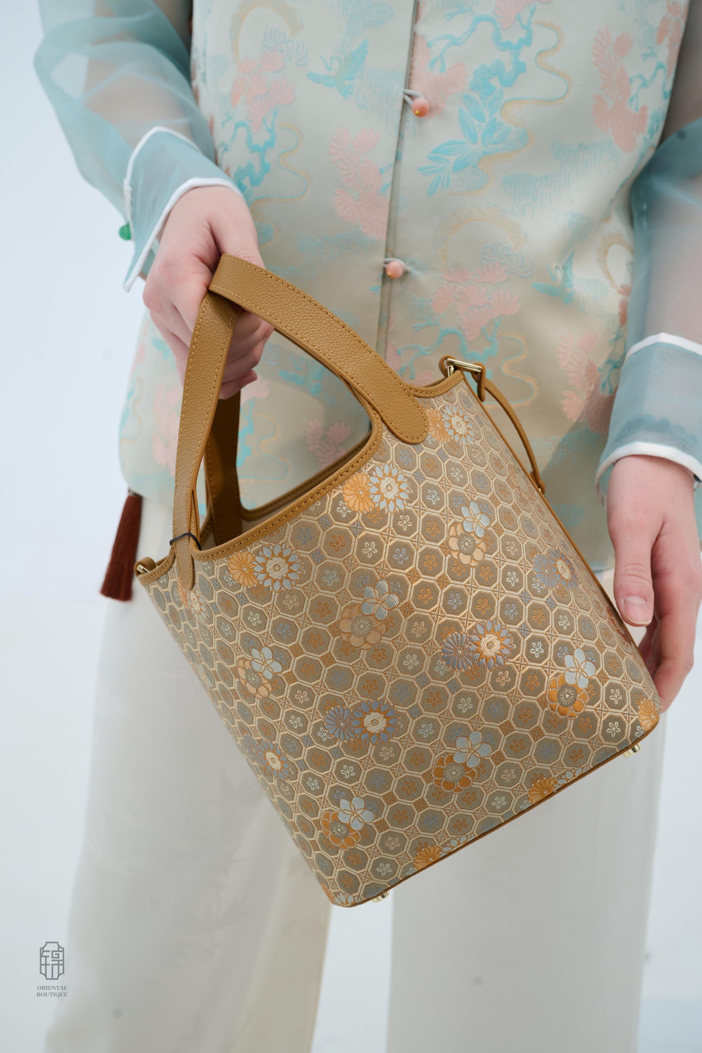 Honeycomb Garden Jacquard Tote