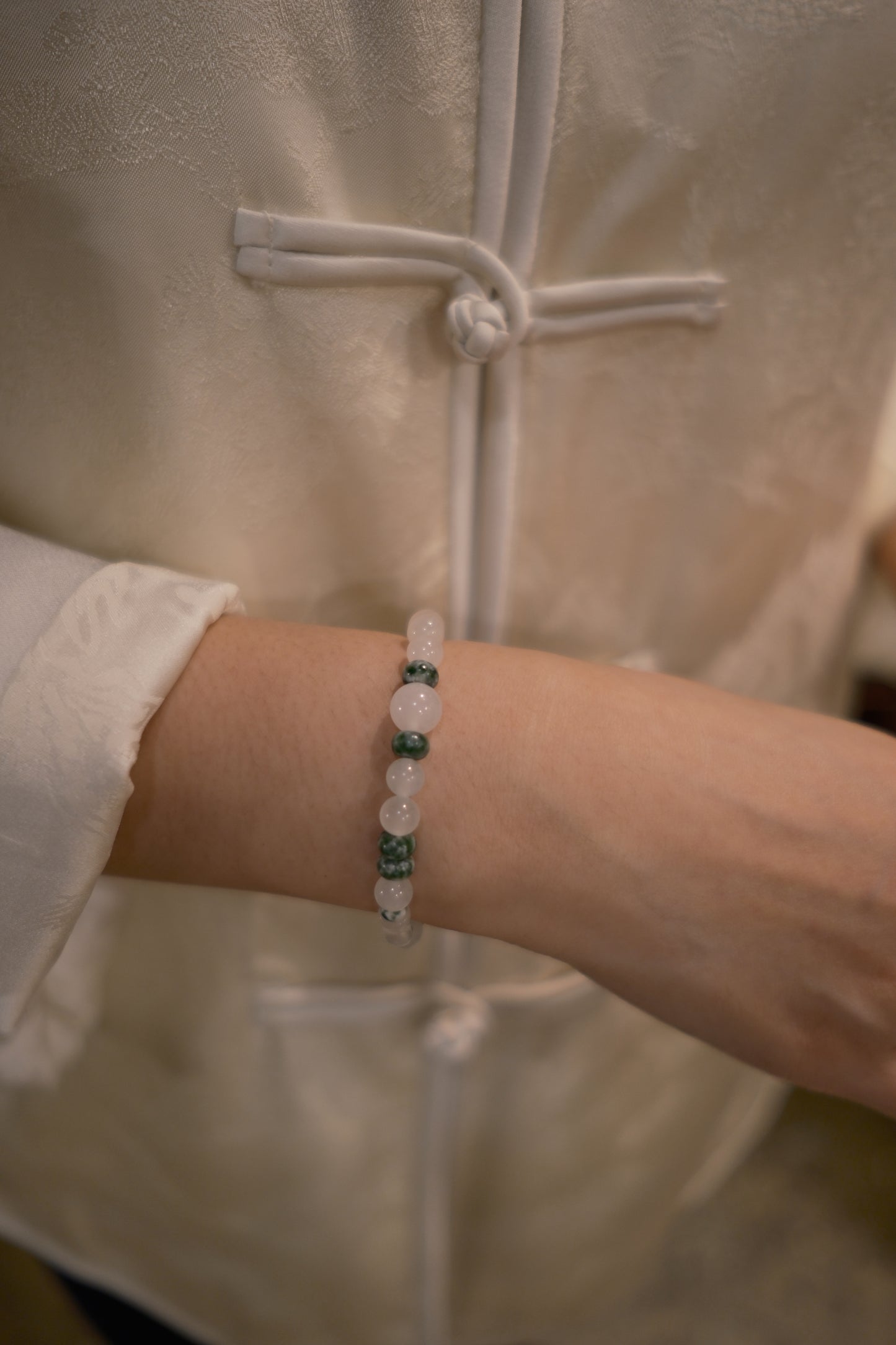 Emerald Snow Bracelet