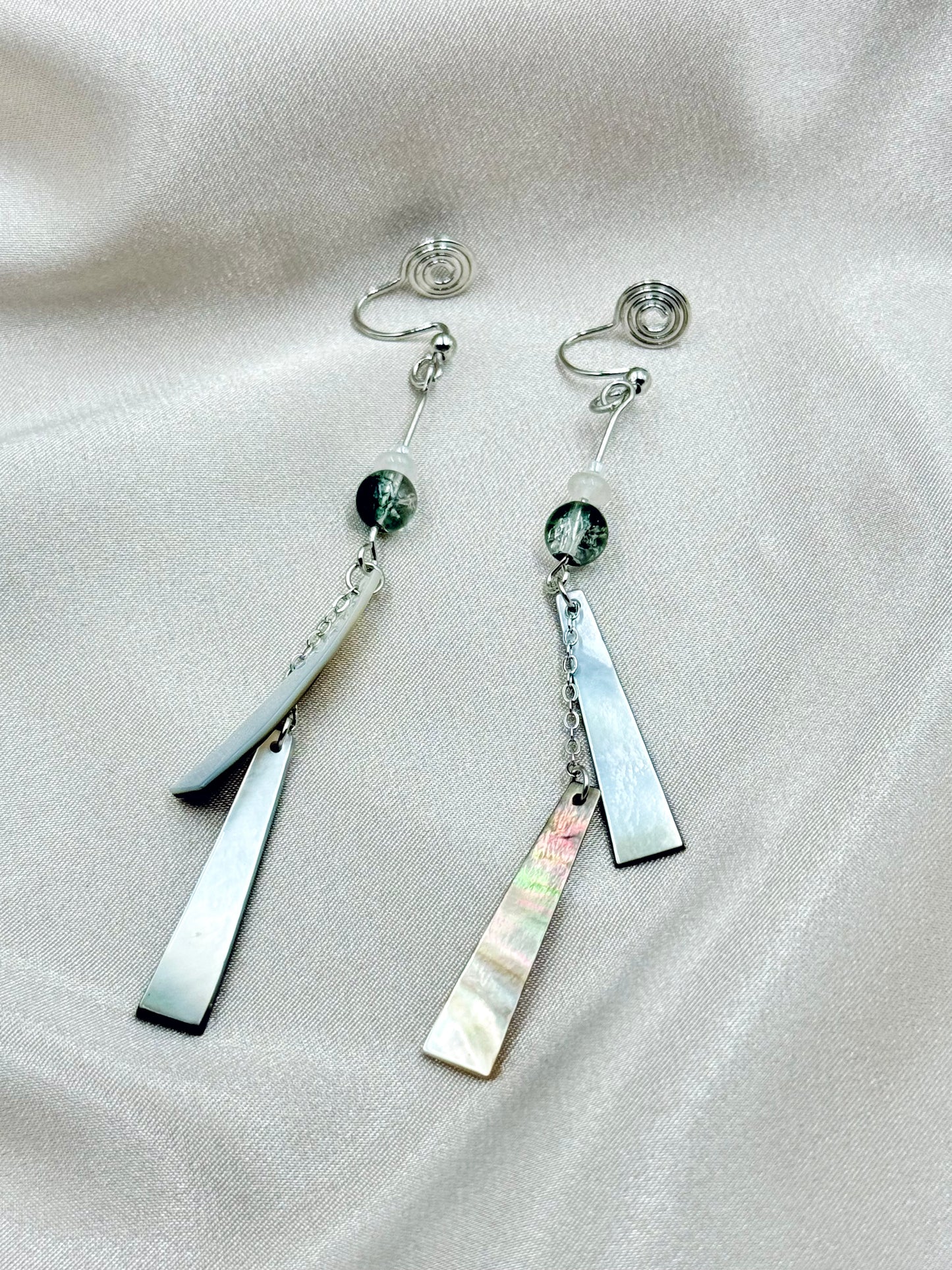 Silver Shadows Earrings - ORIENTAL BOUTIQUE