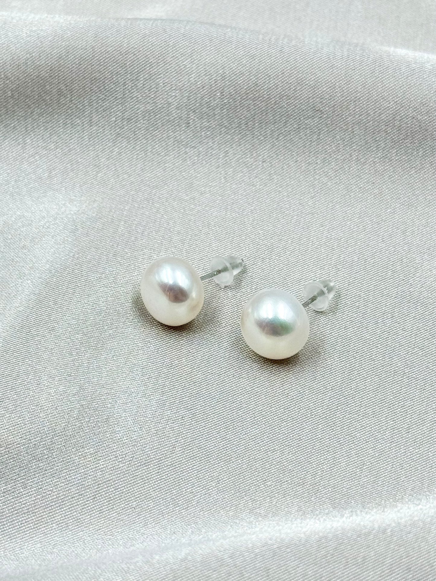 Pure Pearl Studs Earrings - ORIENTAL BOUTIQUE