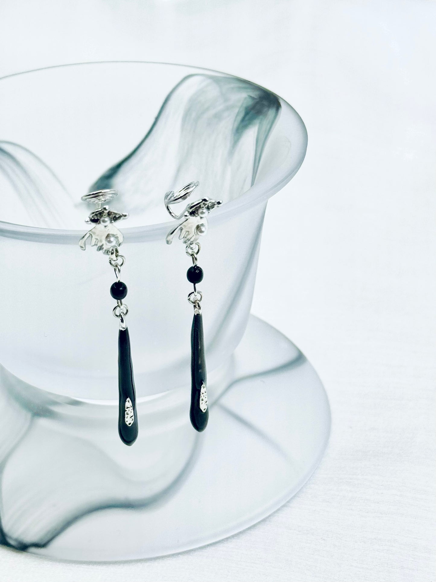 Midnight Teardrops Earrings - ORIENTAL BOUTIQUE