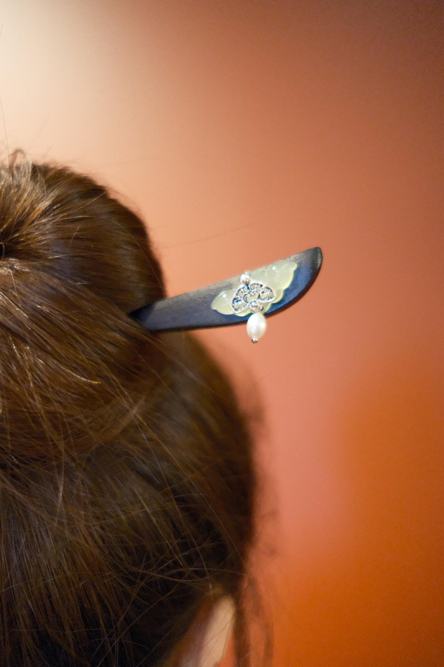 Pearl Leaf Grace Hairpin