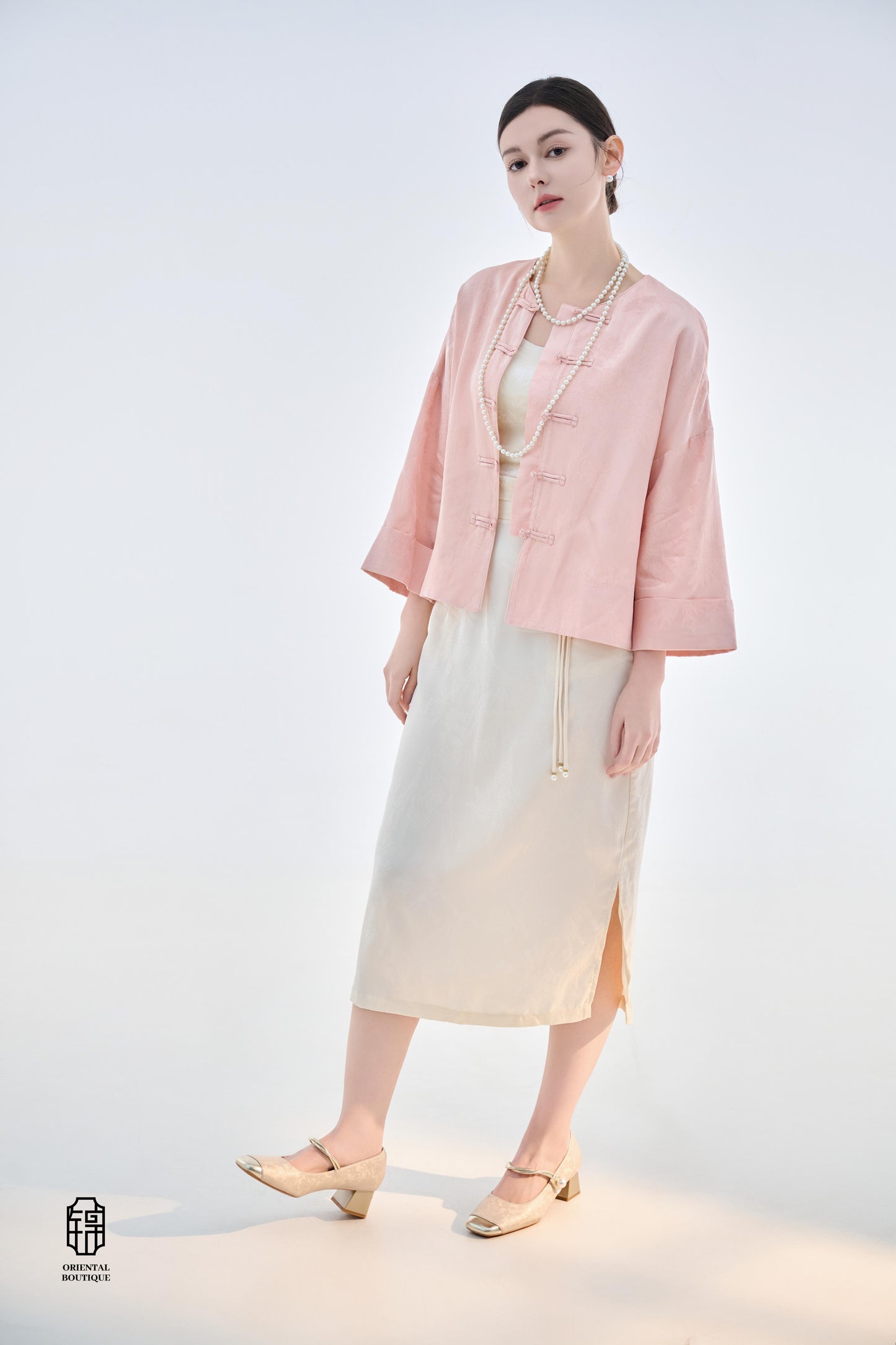 Dawn Pink Brocade Jacket,The Dawn Pink Brocade Jacket is crafted from soft pink silk fabric, offering an elegant and graceful design that exudes a gentle charm. The jacket features subtle brocade patterns on the surface, adding an understated yet refined