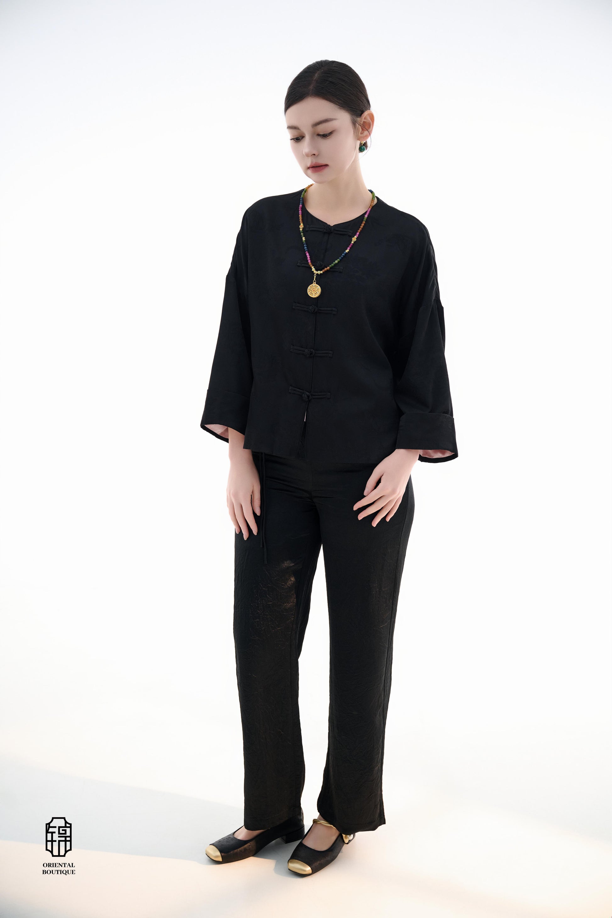 Silk Pants,These silk pants are crafted from high-quality silk fabric, offering a luxuriously smooth and delicate feel for an exceptional wearing experience. The simple design is paired with a high-waisted cut to elegantly accentuate the figure, enhancing