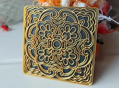 Zhuang Brocade (壮锦): Traditional Weaving Process & Craft