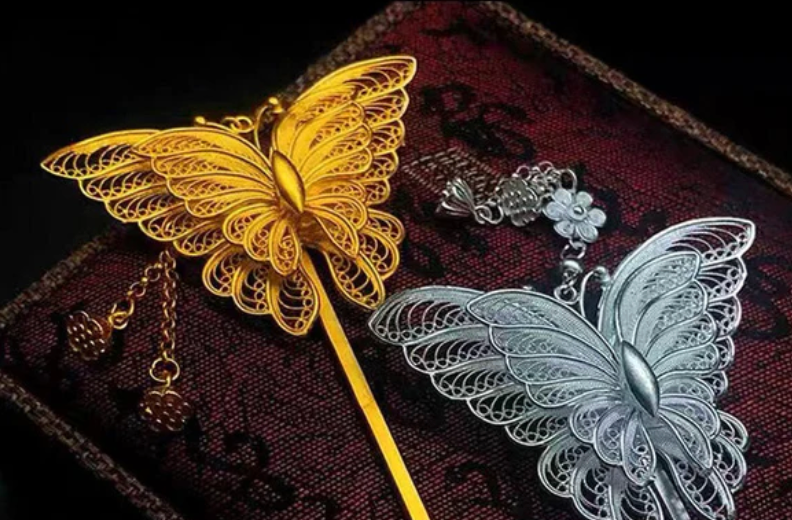 Christmas Gift Ideas with a Touch of Chinese Style