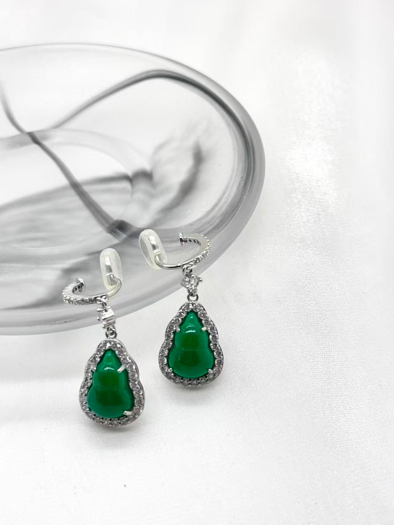 Clip Earring - Jade Lucky Pouch Drop Clip Earrings