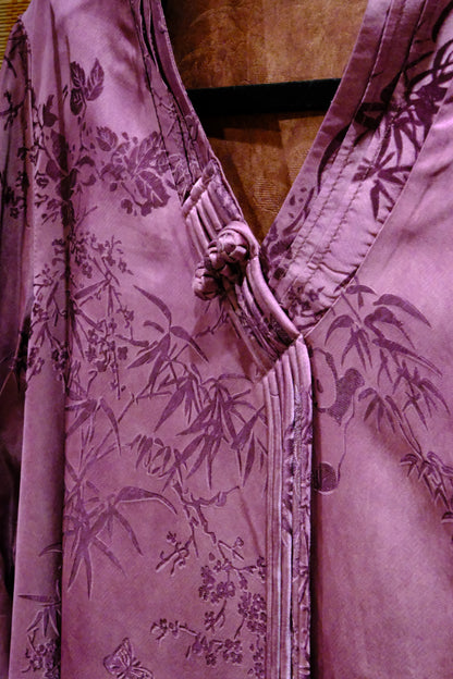 Vintage-Inspired Jacquard Rayon Blouse – Elegant Bamboo Floral Pattern | New Chinese Style