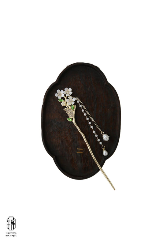 Vintage Wooden Tray & White Blossom Pearl Tassel Hairpin Set