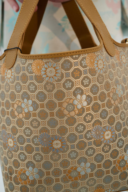 Honeycomb Garden Jacquard Tote