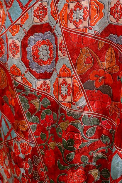 Jacquard Rayon Xiangyun Silk Top – Red Floral Patchwork Design | New Chinese Style