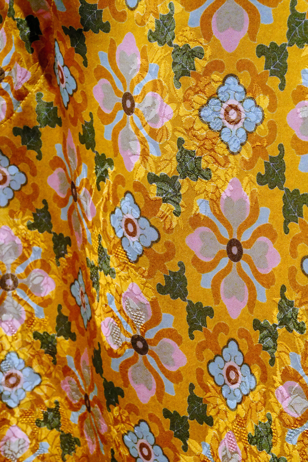 Rayon Xiangyun Silk Sleeveless Blouse – Honey Yellow Geometric Floral with Side Buttons | New Chinese Style