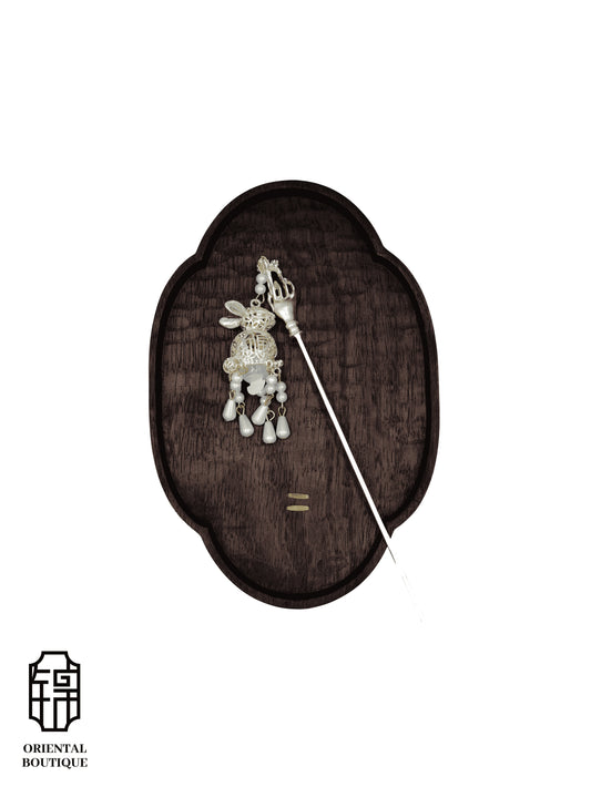 White Rabbit Dangle Long Hairpin
