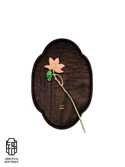 Pink Blossom Hairpin with Green Leaf Accent