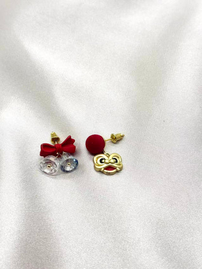 Red Bow Bell & Lion Dance Mismatch Earrings – Festive Cute Style