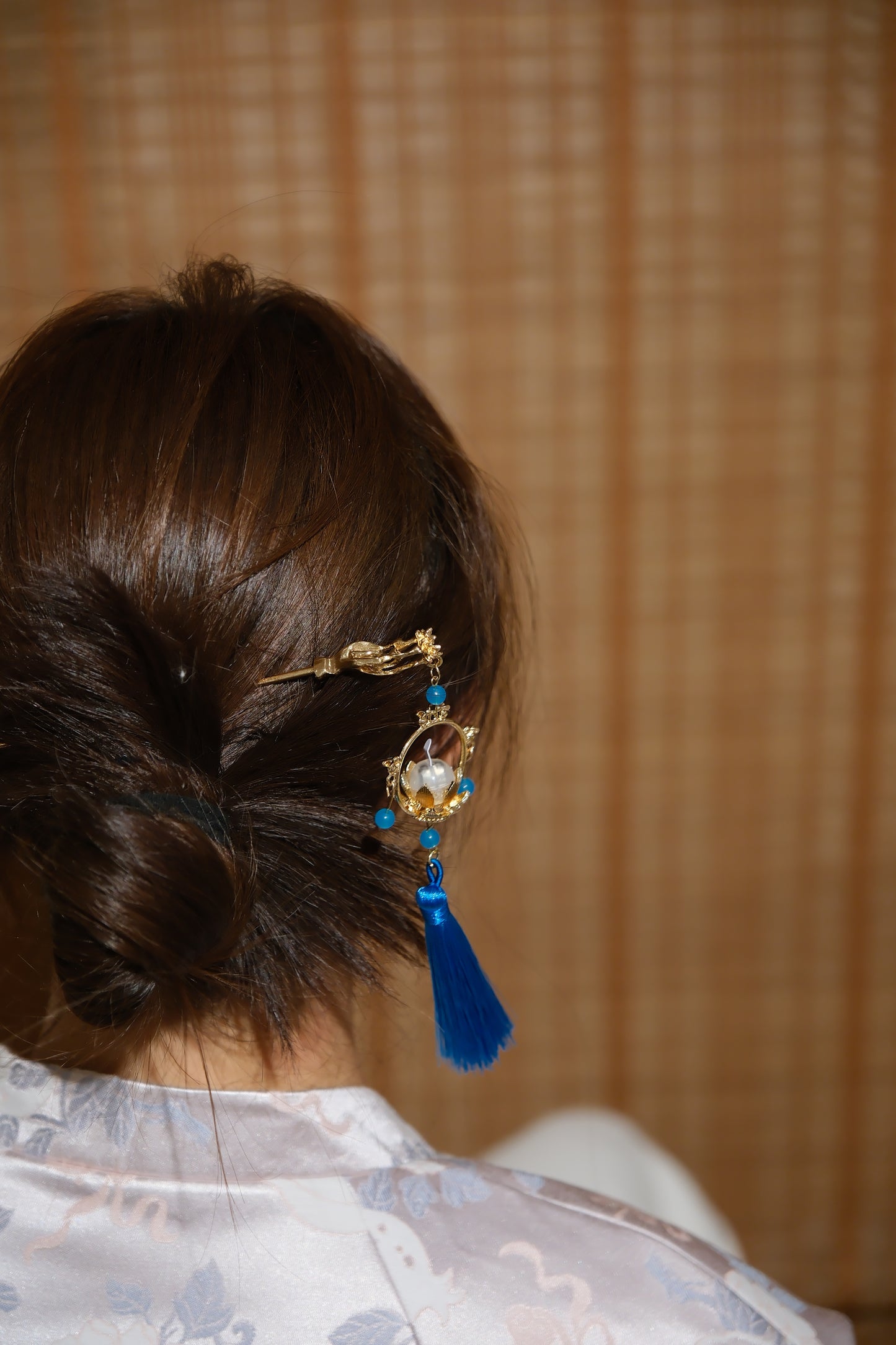 Vintage Wooden Tray & Blue Lotus Tassel Hairpin Set