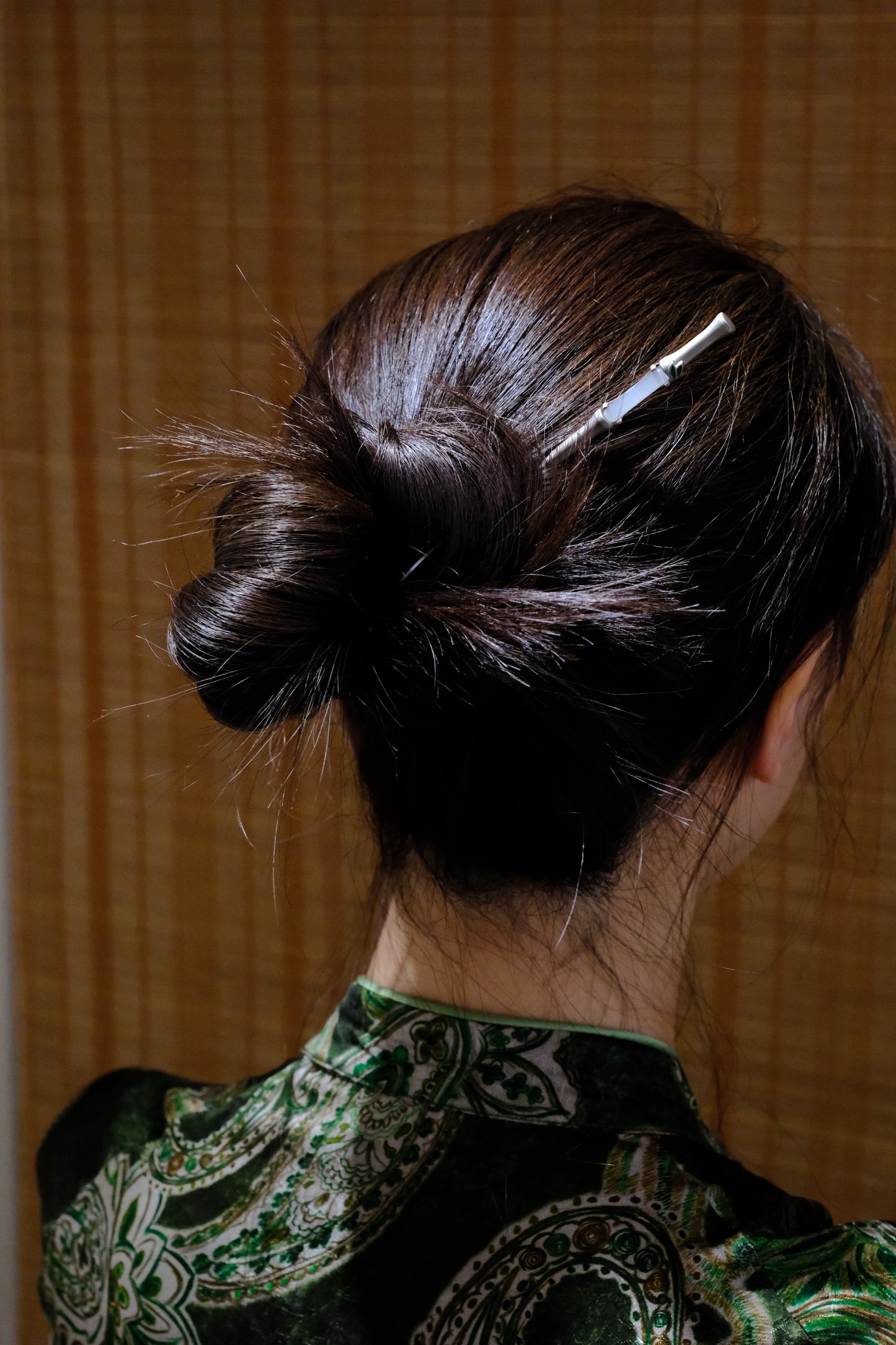 Bamboo-Inspired Hairpin with Green Leaf