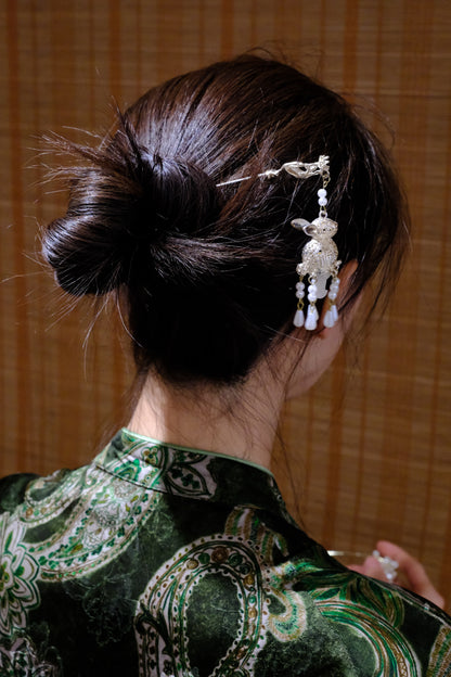 White Rabbit Dangle Long Hairpin