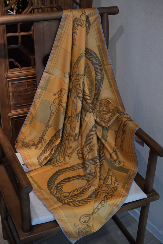 Reversible Rope Motif Square Scarf