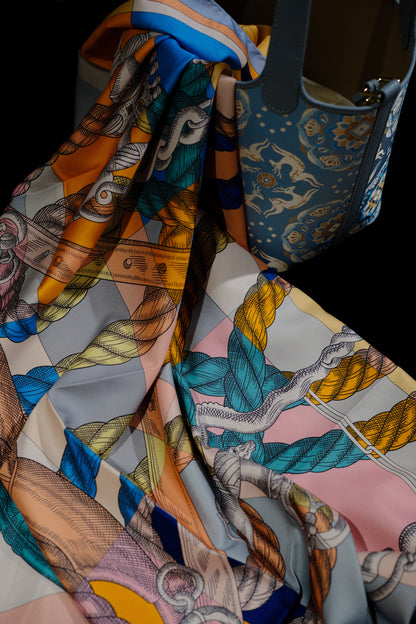 Reversible Rope Motif Square Scarf